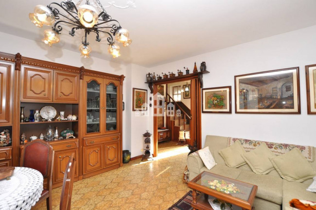 Casa indipendente in vendita a Alpette