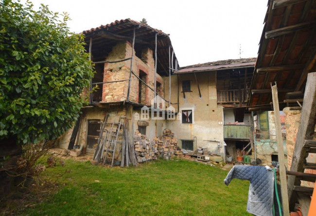 Casa semindipendente in vendita a Canischio