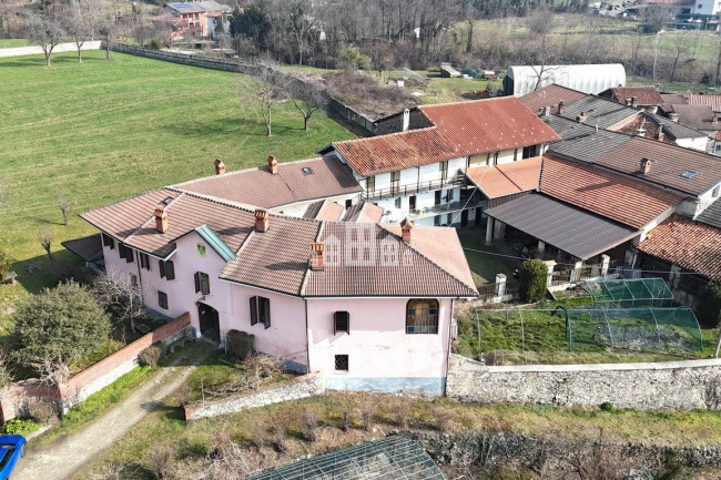 Casale in vendita a Cuorgnè