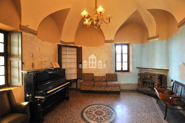 Casale in vendita a Cuorgnè