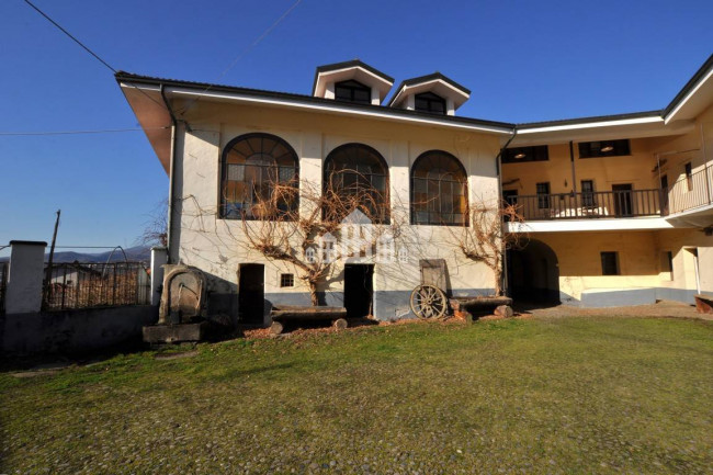 Casale in vendita a Cuorgnè