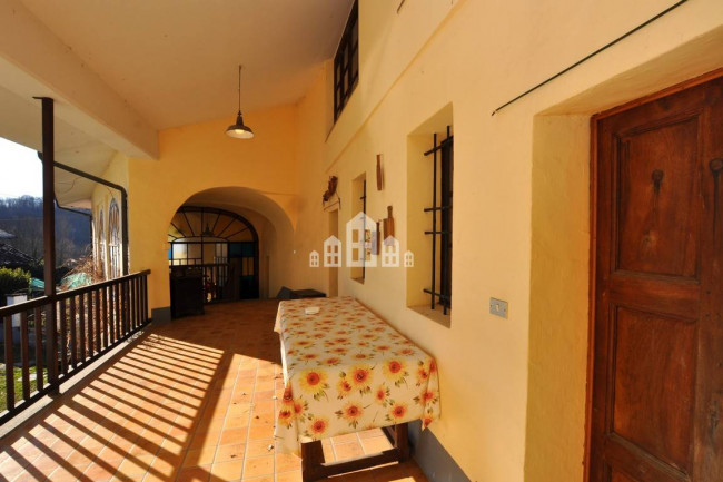 Casale in vendita a Cuorgnè
