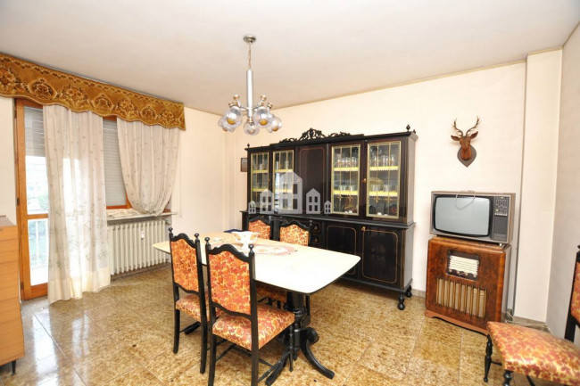 Appartamento in vendita a Sparone