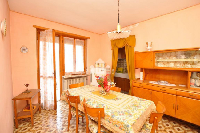 Appartamento in vendita a Sparone
