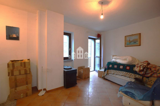 Casa semindipendente in vendita a Brosso
