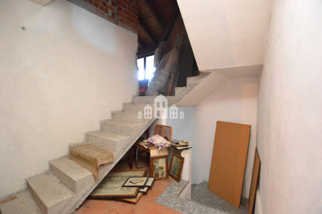 Casa semindipendente in vendita a Brosso