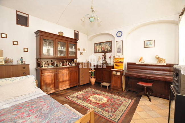 Half-duplex for sale in Ciconio