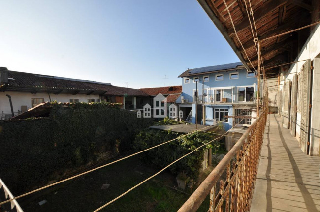 Half-duplex for sale in Ciconio