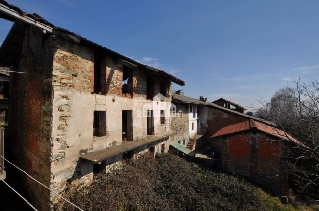 Casa semindipendente in vendita a Cuorgnè