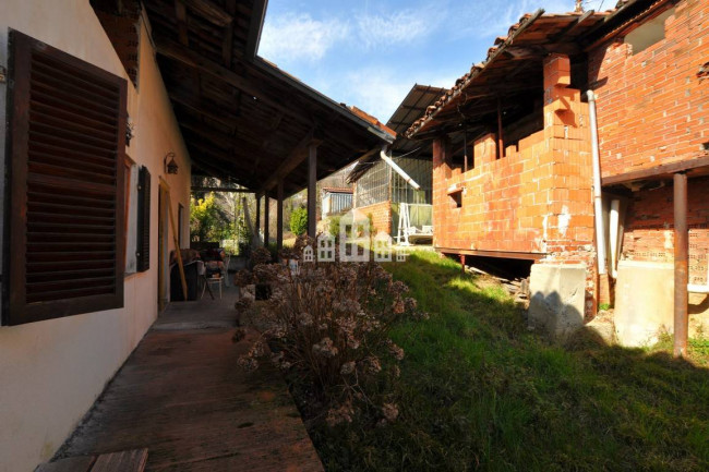Casa semindipendente in vendita a Cuorgnè