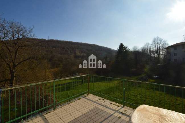 Casa indipendente in vendita a Val di Chy