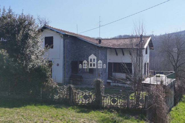 Casa indipendente in vendita a Val di Chy