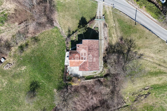 Casa indipendente in vendita a Val di Chy
