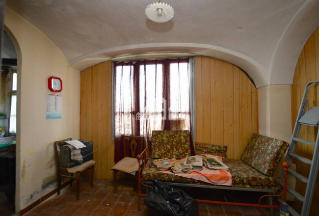 Casa semindipendente in vendita a Val di Chy