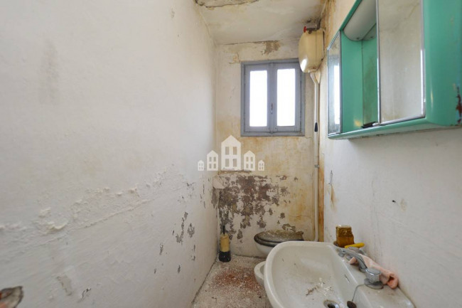 Casa semindipendente in vendita a Val di Chy