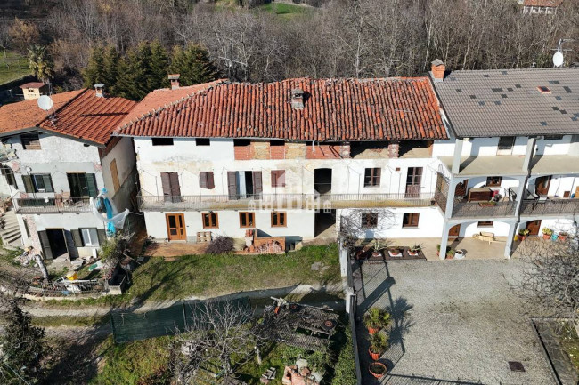 Casa semindipendente in vendita a San Colombano Belmonte