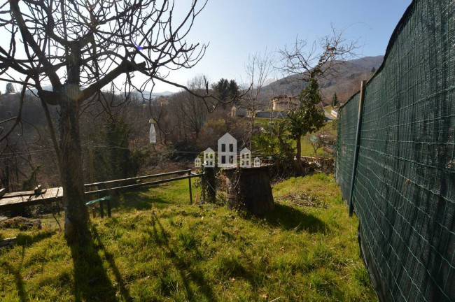 Casa semindipendente in vendita a San Colombano Belmonte