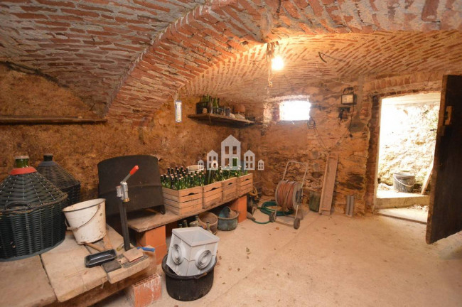 Casa semindipendente in vendita a San Colombano Belmonte