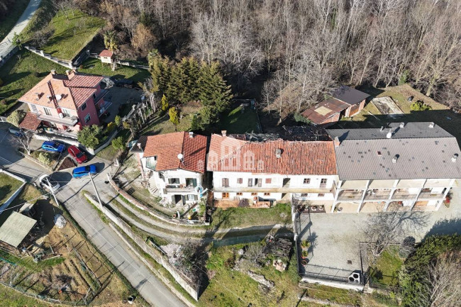 Casa semindipendente in vendita a San Colombano Belmonte