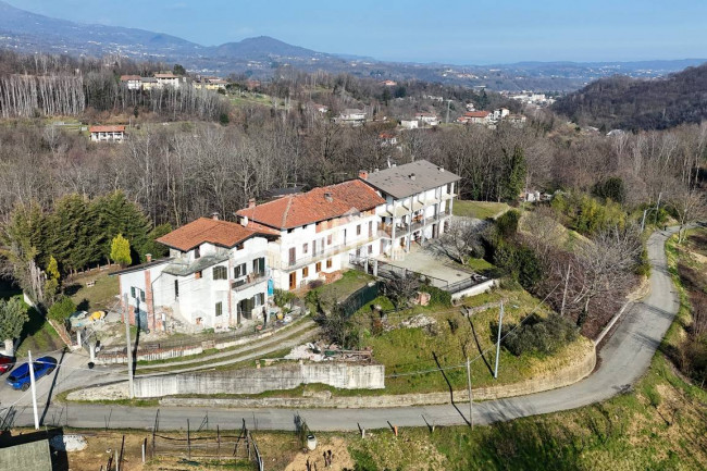 Casa semindipendente in vendita a San Colombano Belmonte