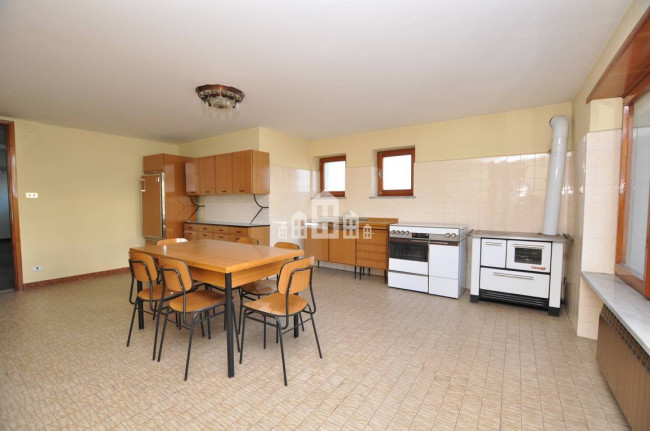 Villa in vendita a Feletto