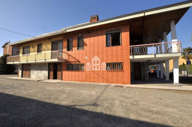 Villa in vendita a Feletto