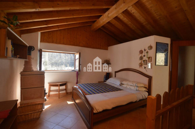 Casa indipendente in vendita a Noasca