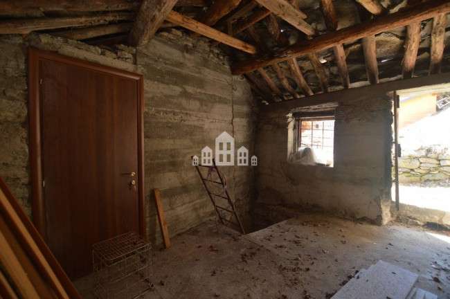Casa indipendente in vendita a Noasca