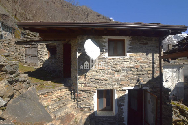 Casa indipendente in vendita a Noasca