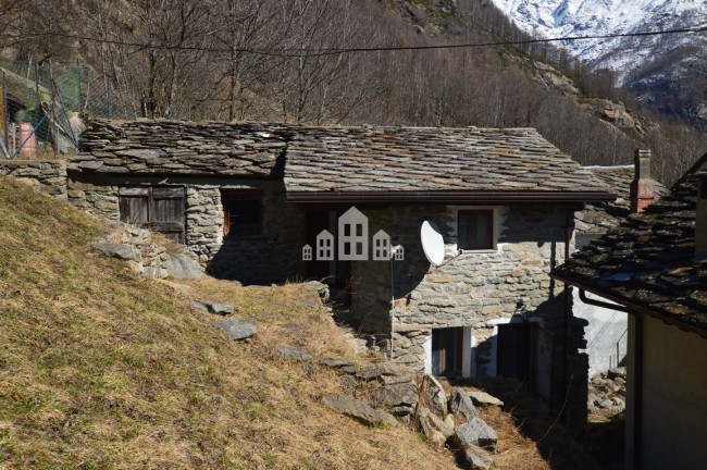 Casa indipendente in vendita a Noasca