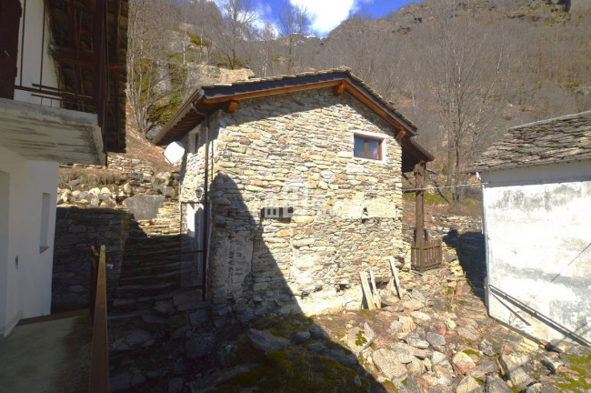 Casa indipendente in vendita a Noasca