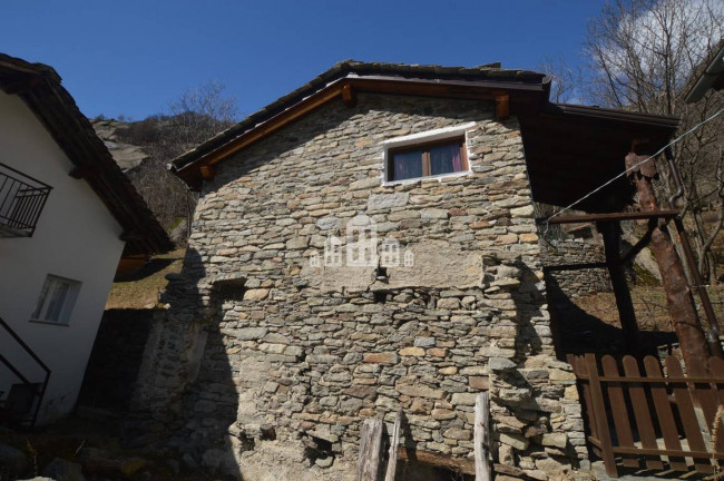 Casa indipendente in vendita a Noasca