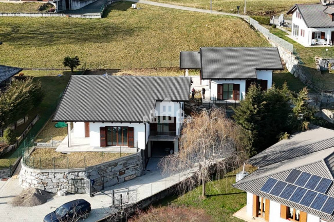 Villa in vendita a Rueglio