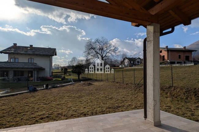 Villa in vendita a Rueglio