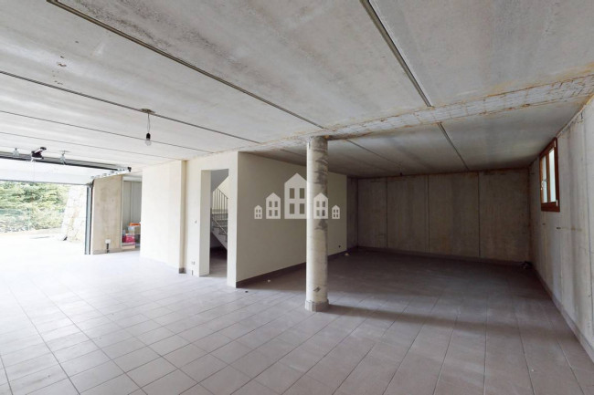 Villa in vendita a Rueglio
