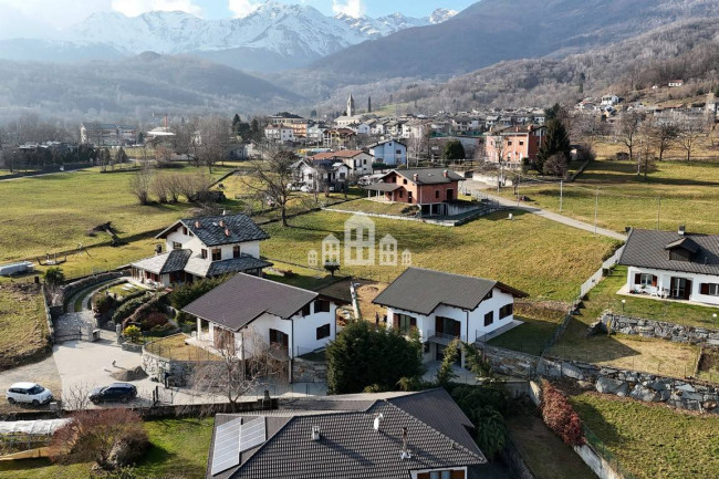Villa in vendita a Rueglio
