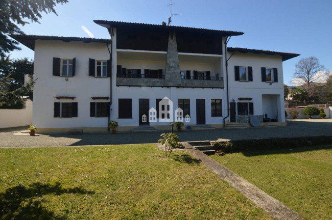 Villa in vendita a Cuorgnè