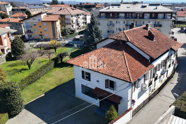 Villa in vendita a Cuorgnè