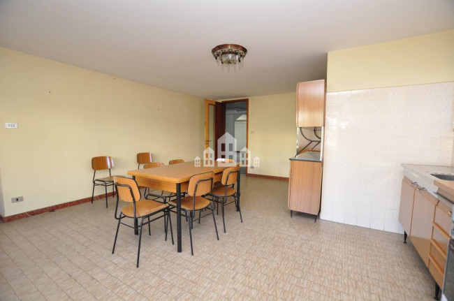 Capannone in vendita a Feletto