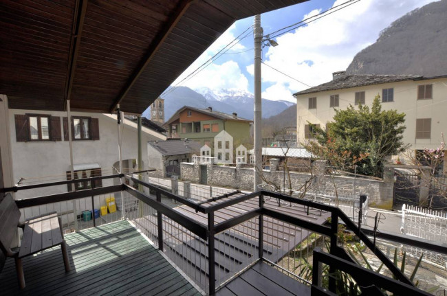 Casa indipendente in vendita a Sparone