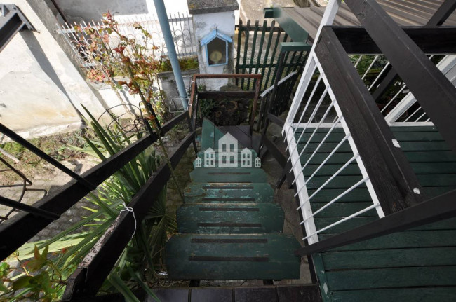 Casa indipendente in vendita a Sparone