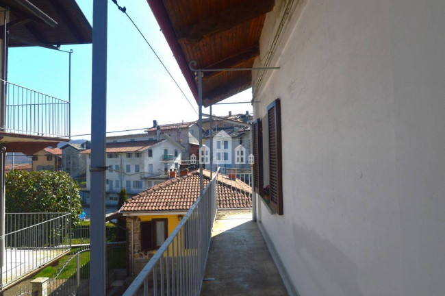 Casa semindipendente in vendita a San Colombano Belmonte