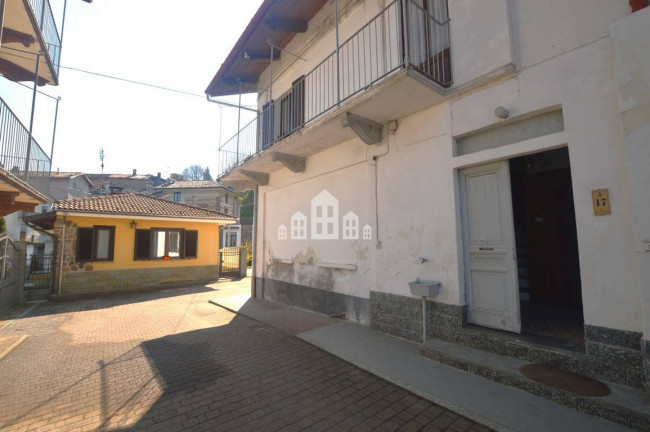 Casa semindipendente in vendita a San Colombano Belmonte