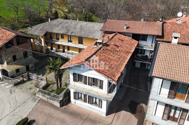 Casa semindipendente in vendita a San Colombano Belmonte