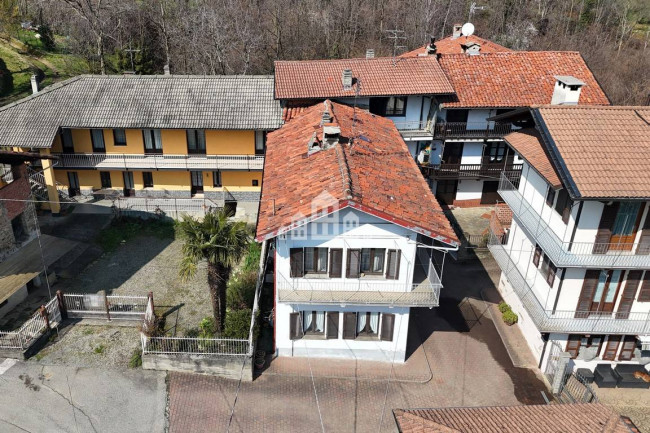 Casa semindipendente in vendita a San Colombano Belmonte