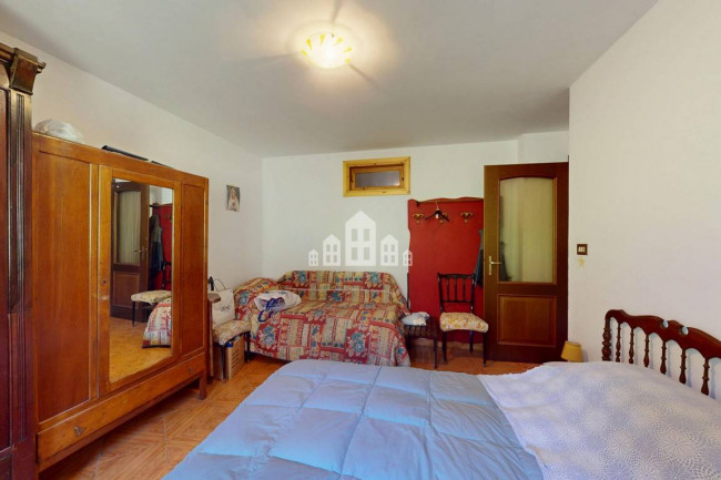 Casale in vendita a Valchiusa