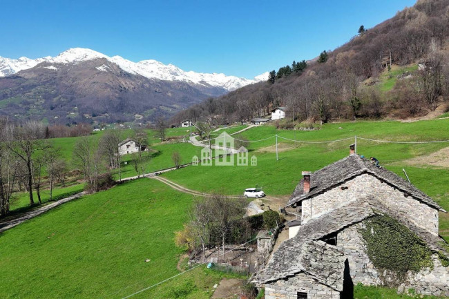 Casale in vendita a Valchiusa