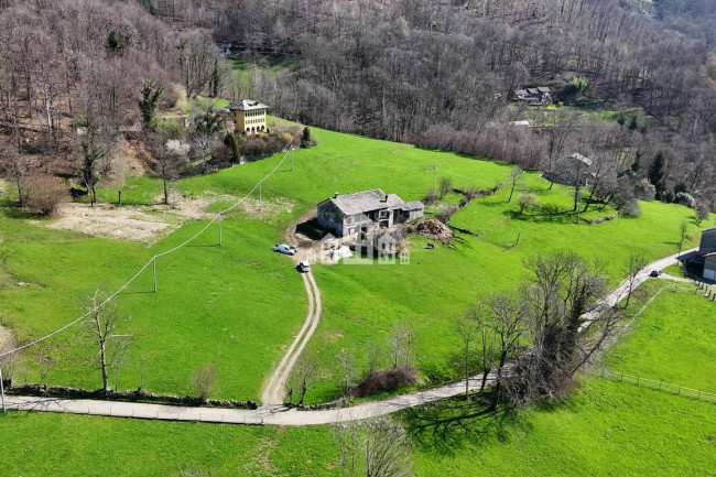 Casale in vendita a Valchiusa