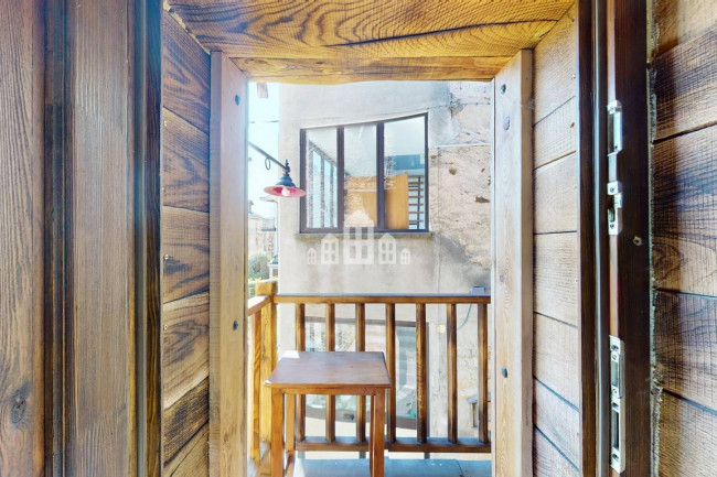 Casa semindipendente in vendita a Rueglio