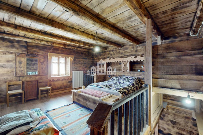 Casa semindipendente in vendita a Rueglio